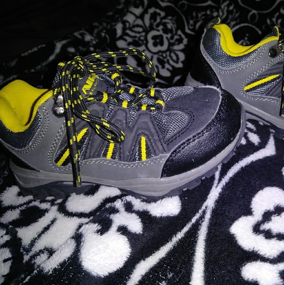 air balance sneakers